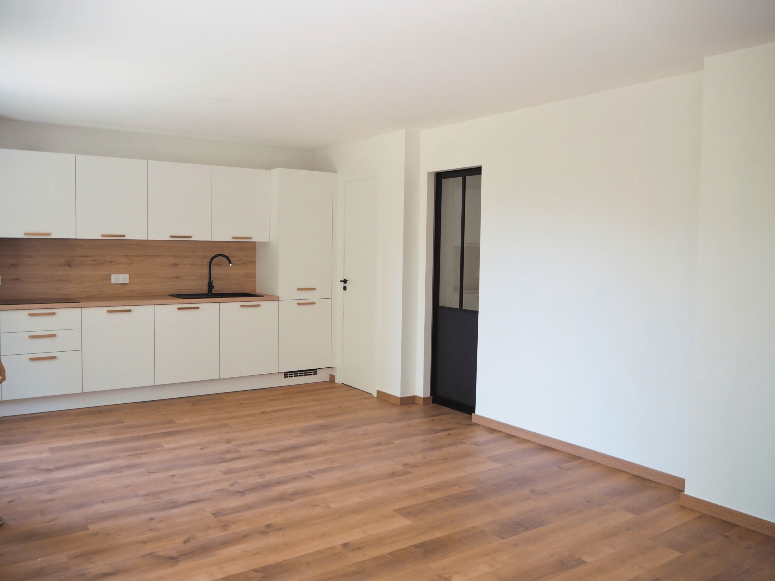 rénovation d'appartement à Voiron par un peintre après travaux